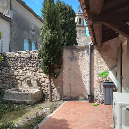 Maison De Village Avec Jardin Dans Centre Historique Eyguieres Luaran gambar