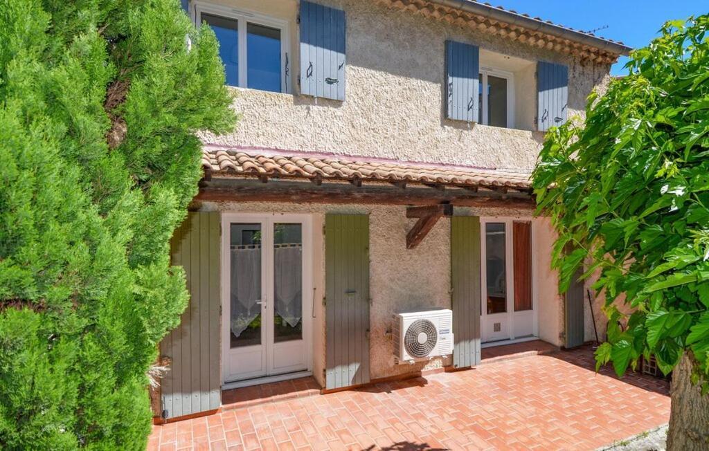 Maison De Village Avec Jardin Dans Centre Historique Eyguieres Luaran gambar